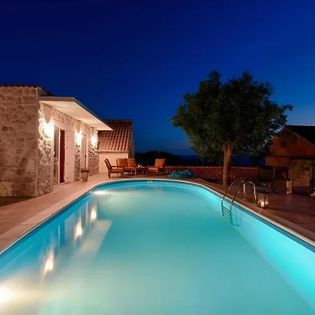 Authentic Stone With Pool, Obrovac Krusevo (Zadar)