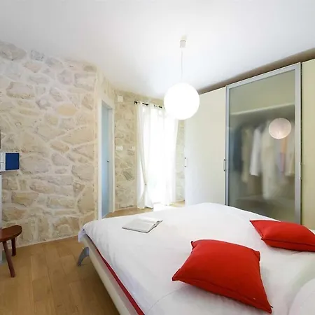 Authentic Stone With Pool, Obrovac Villa Kruševo
