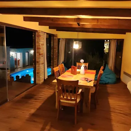 Authentic Stone With Pool, Obrovac *