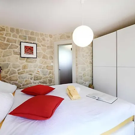 Authentic Stone With Pool, Obrovac Krusevo (Zadar)