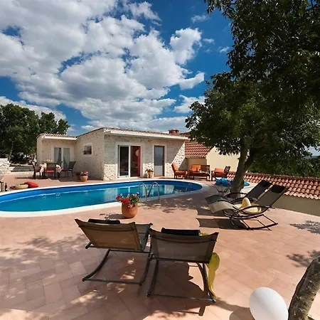 Authentic Stone With Pool, Obrovac Villa Kruševo